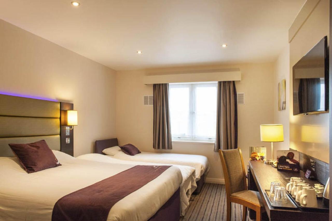 Premier Inn London City - Aldgate ภายนอก รูปภาพ